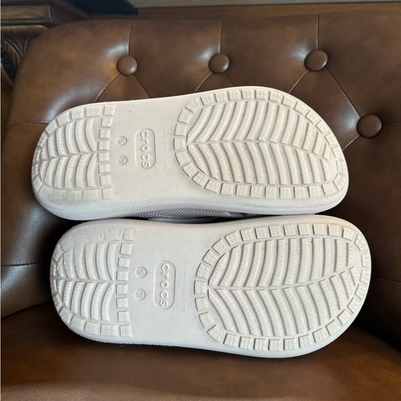 Crocs - Picture 2 of 5